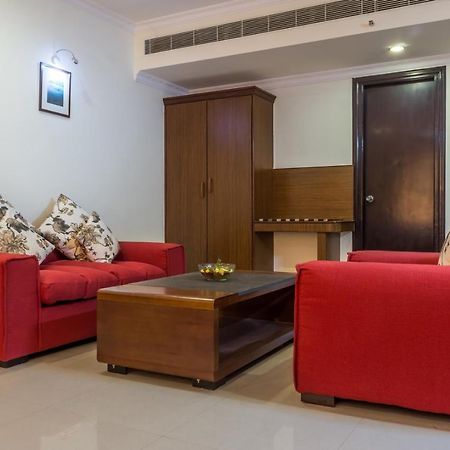 Hotel Saptagiri Hyderabad Exterior foto