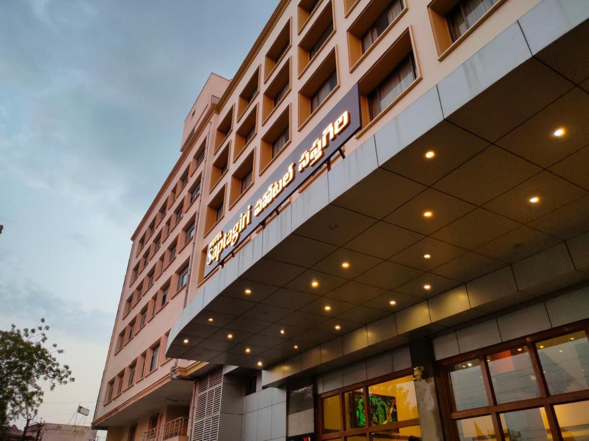 Hotel Saptagiri Hyderabad Exterior foto